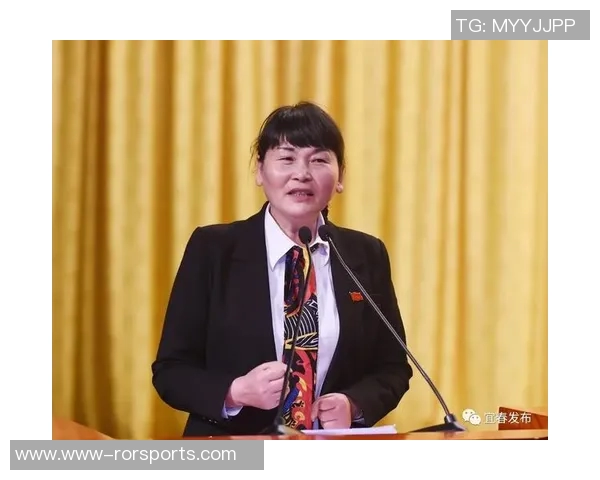 刘芳回顾排球生涯的辉煌与挑战，分享成长故事与心路历程