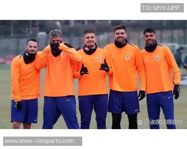 成都足球队荣登足球力量排行榜第一名展现强大实力与潜力 成都足球队荣登足球力量排行榜第一名展现强大实力与潜力