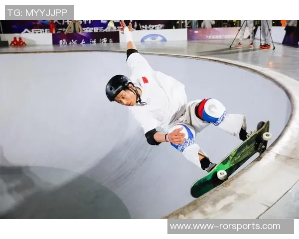 成都滑板队在全国运动滑板实力排行榜中荣获第七名展现出强大竞技实力